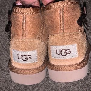 Toddler Uggs Size 6